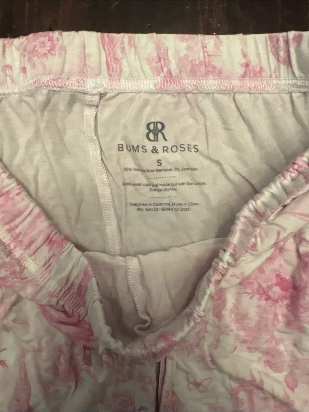 Bums & Roses Pajama Set - Picture 6 of 7